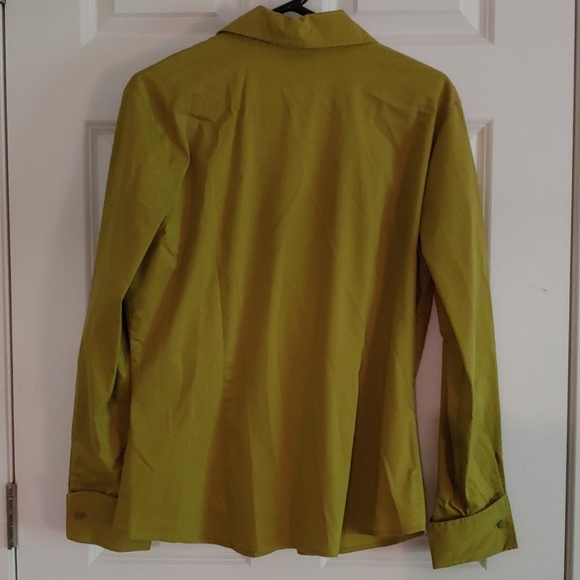 Women's button down - Picture 4 of 4